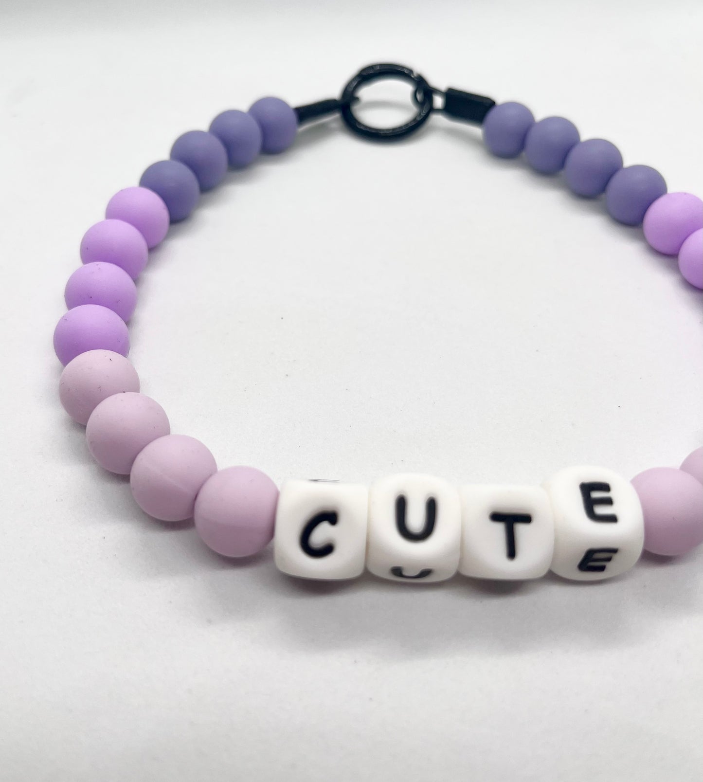 ‘Cute Wiggle’ purple ombre beaded CUTE bead dog collar necklace