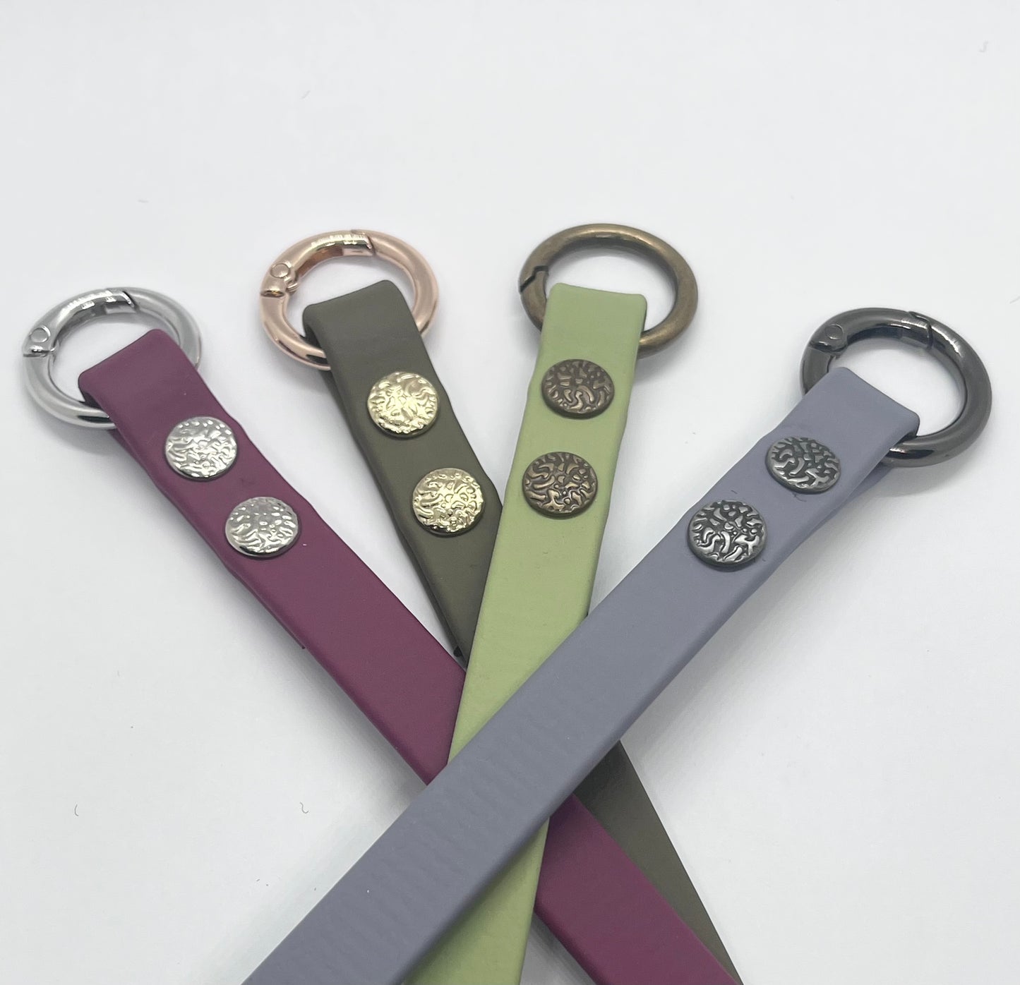 ‘Say Less’ plain BioThane® collar textured stud rivets