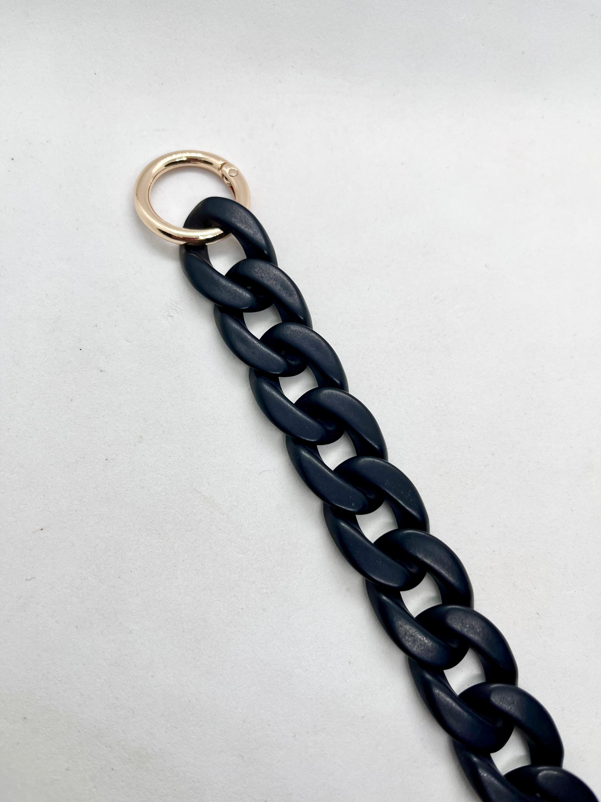 Colour Chain' Matte Black Medium Link Dog Collar 20mm | JOOLS LONDON