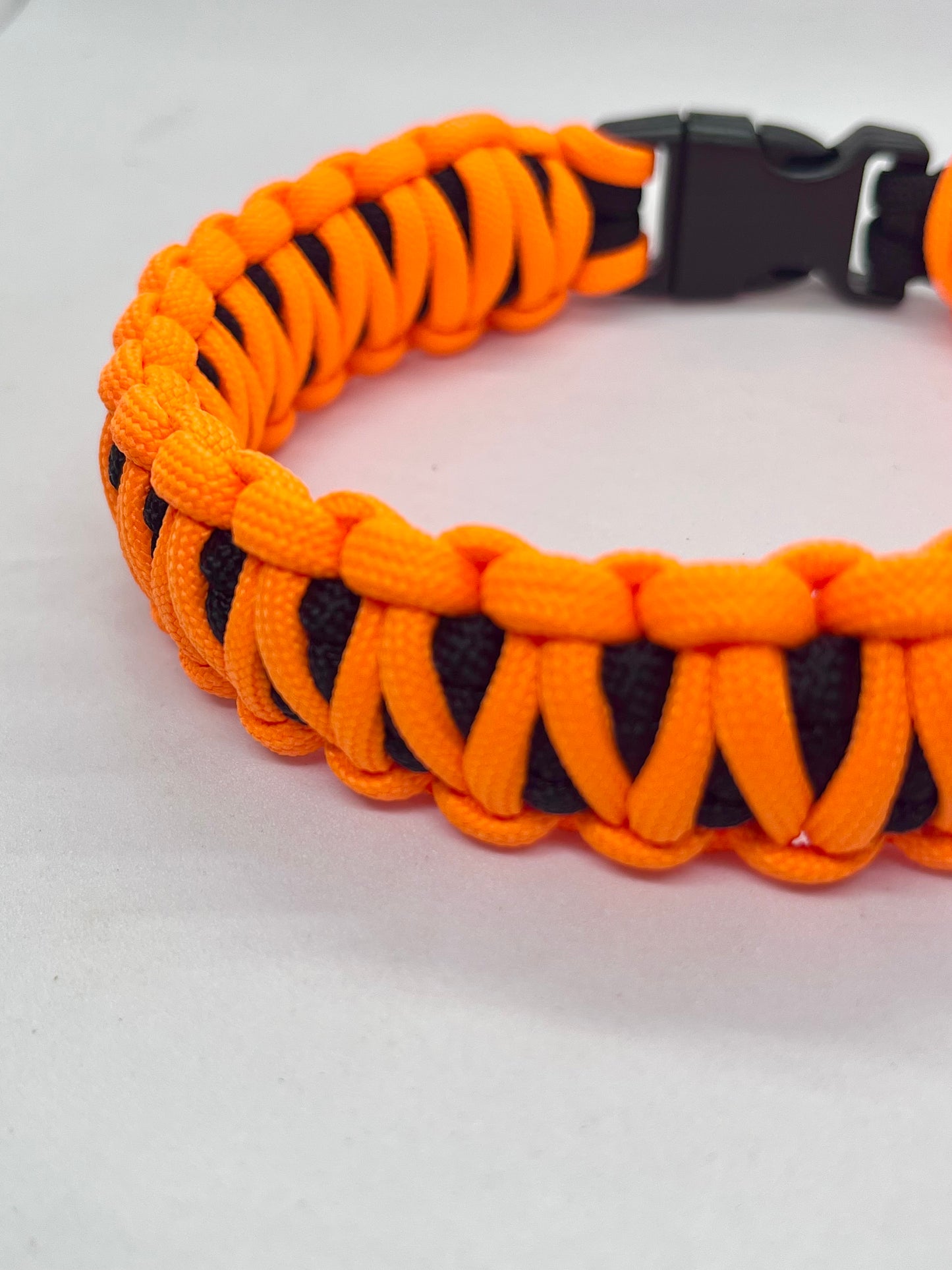 Paracord 'King Cobra' Standard Fit Dog Collar - Various Colour Combination Choices