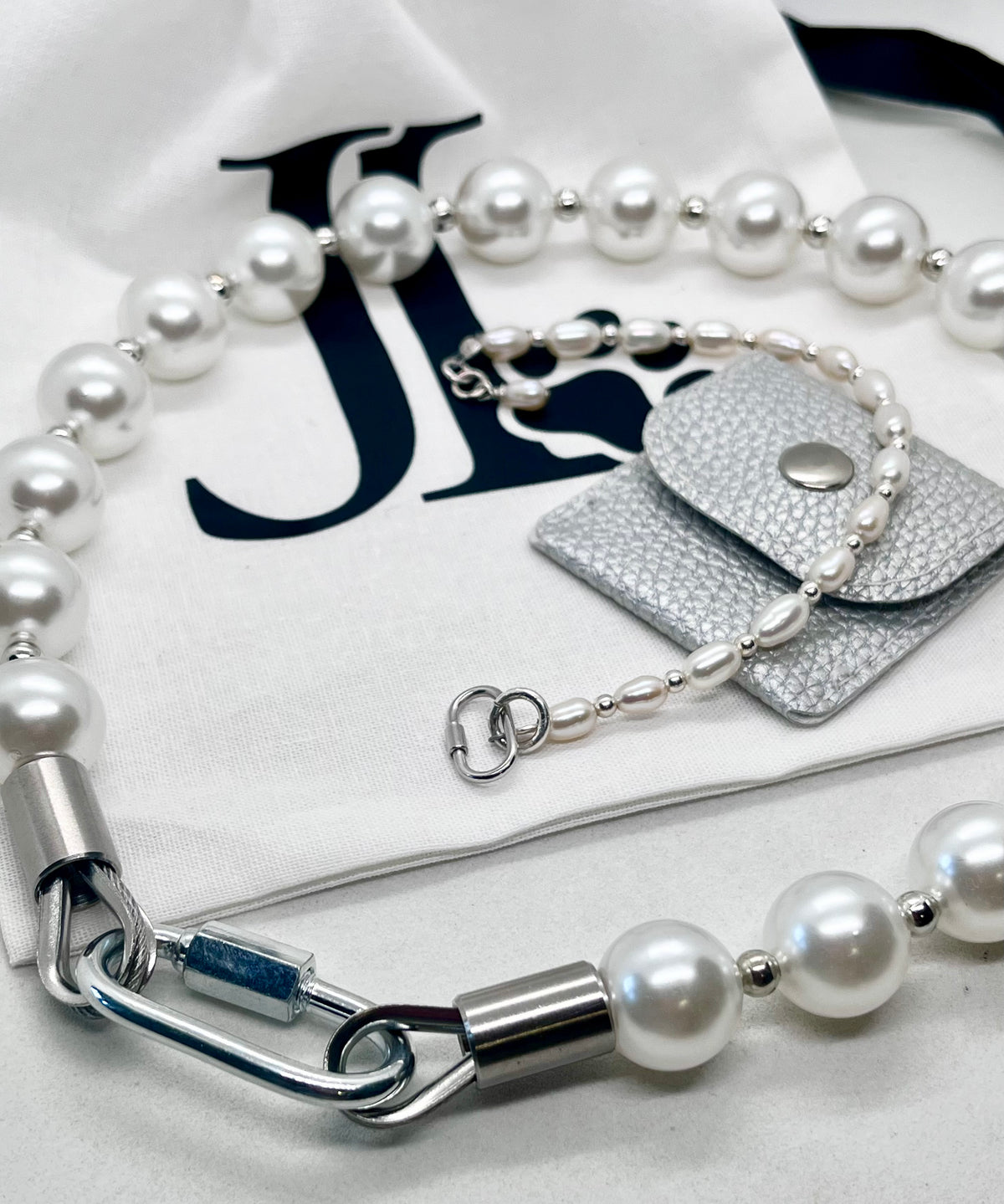 'Pearl Bond' Pearl & Bead Stainless Steel Dog Collar Carabiner Oval Clasp