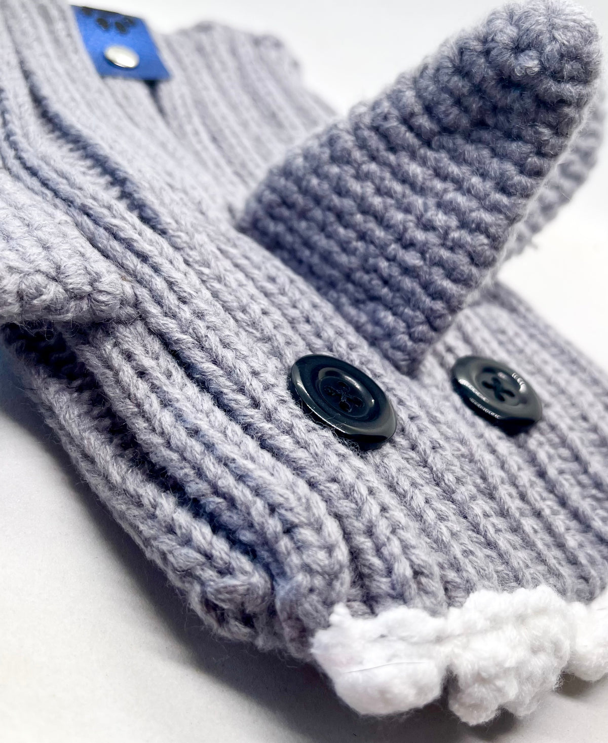 Grey 'Shark Game-Changer' Hat Headwear Woolly Neck-warmer Winter Hat for Dogs