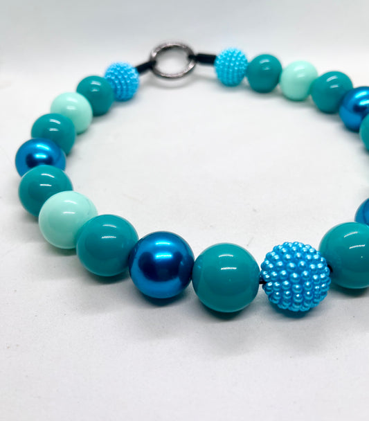 'Teal Me' Teal, Mint & Electric Blue Beaded Dog Collar