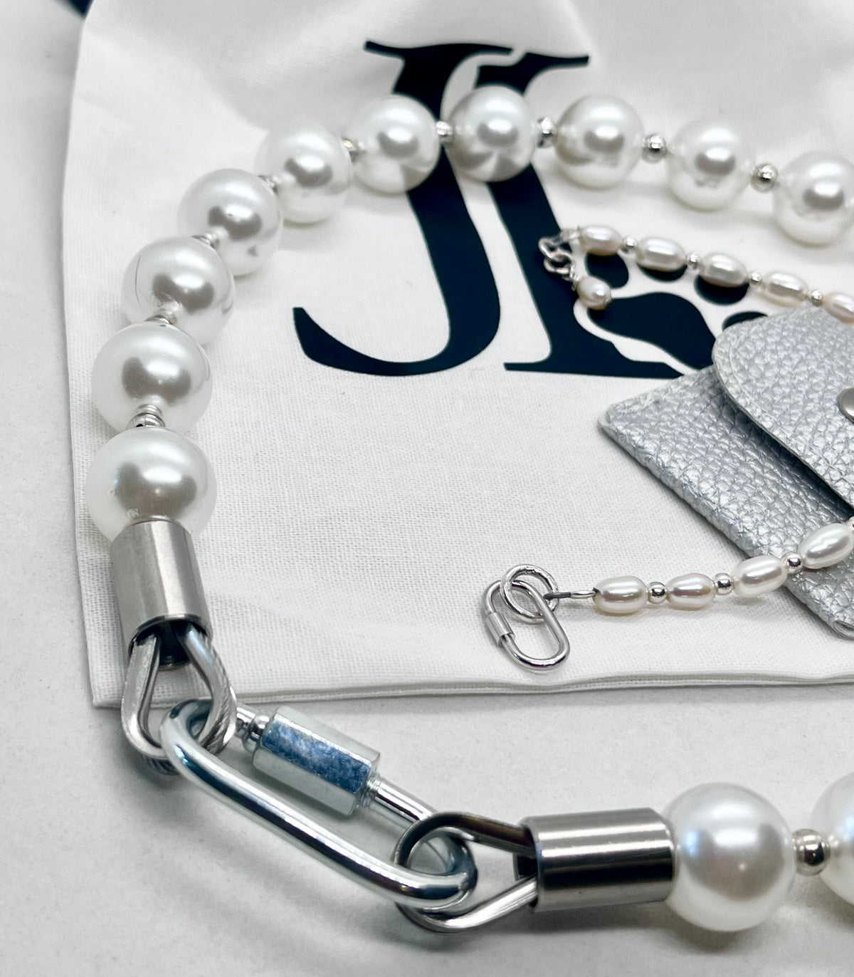 'Pearl Bond' Pearl & Bead Stainless Steel Dog Collar Carabiner Oval Clasp