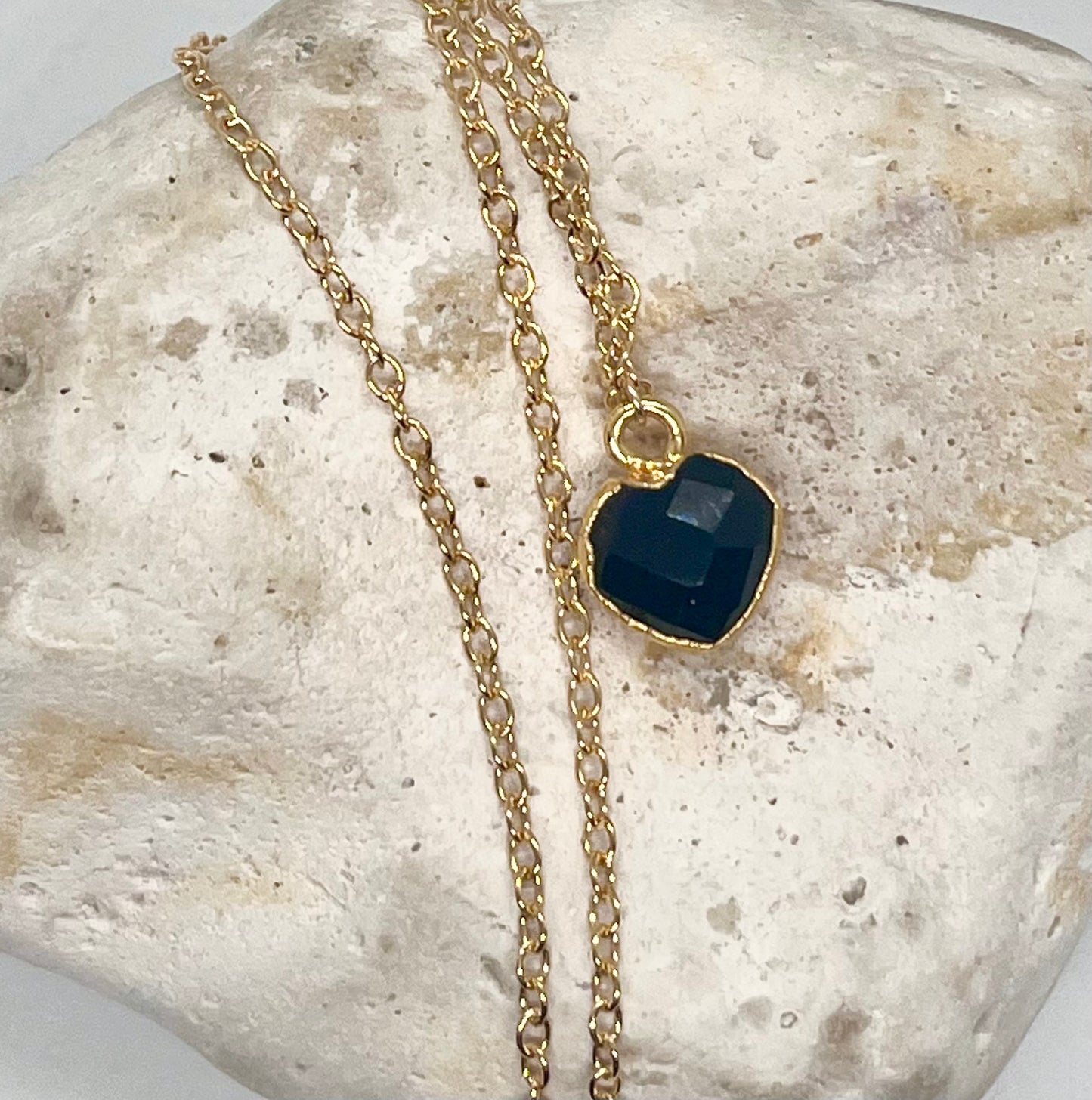 ‘All Heart’ 18ct Gold Onyx Heart choker necklace cable trace chain