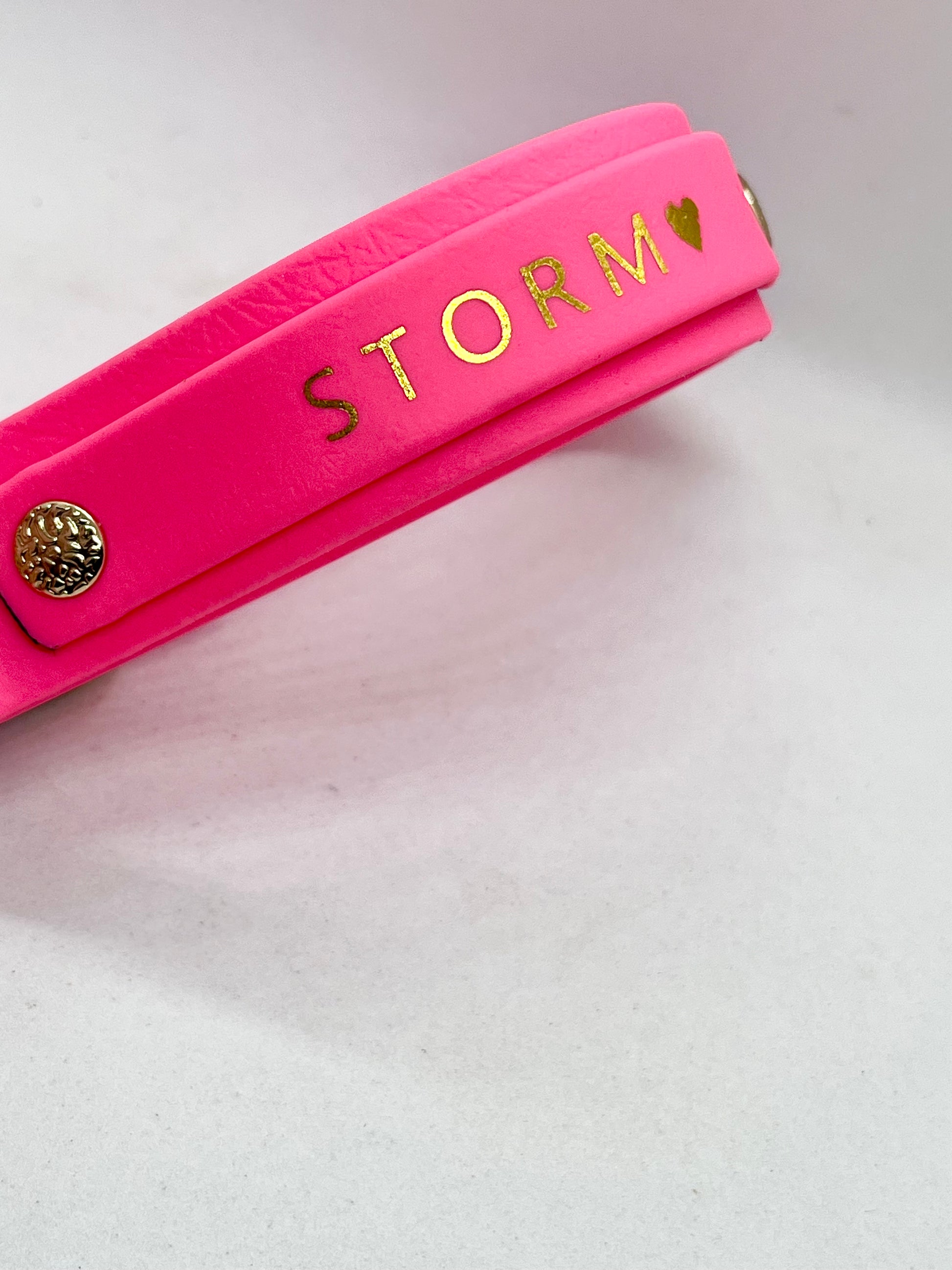 Gold foil embossed personalised dog collar.  JOOLS LONDON