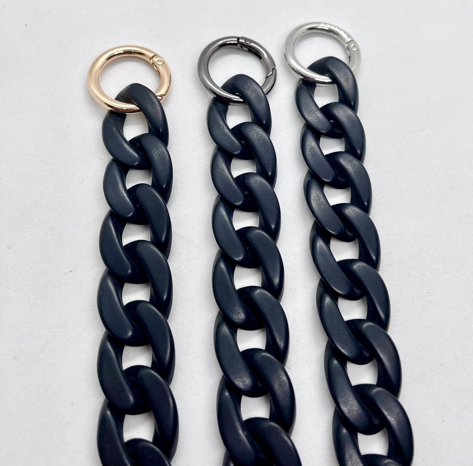 'Colour Chain' Matte Black dog collar flat lay | JOOLS LONDON