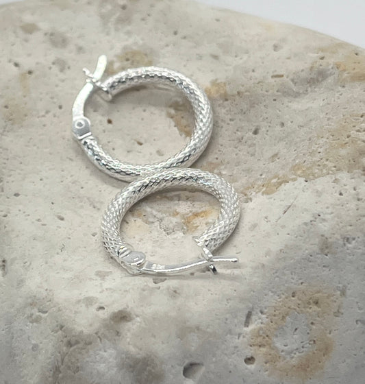 925 sterling silver diamond cut hinged ear hoop earrings