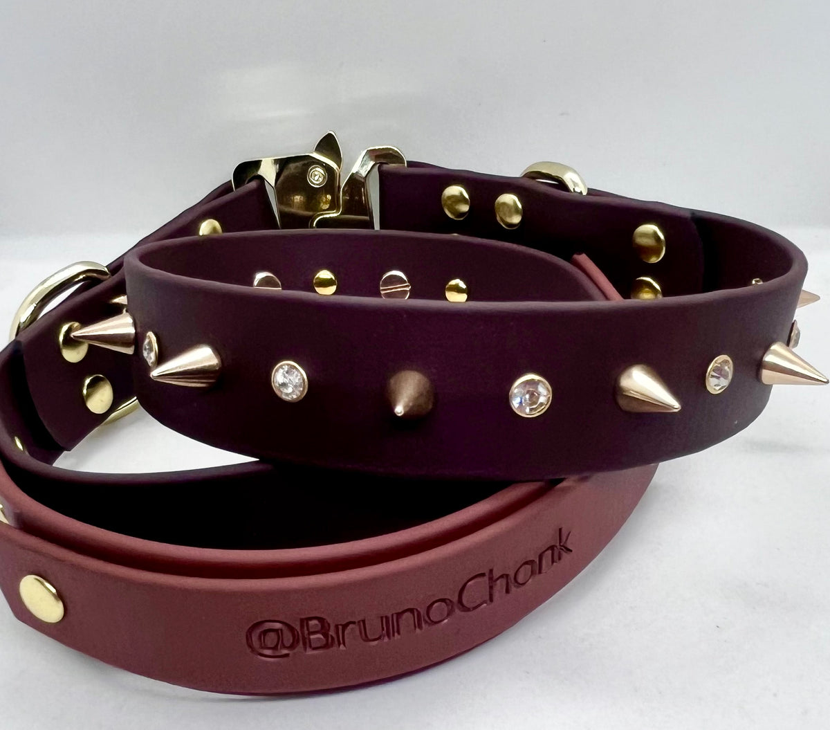 Personalised BioThane® collar” Premium hardware. Embossing included.
