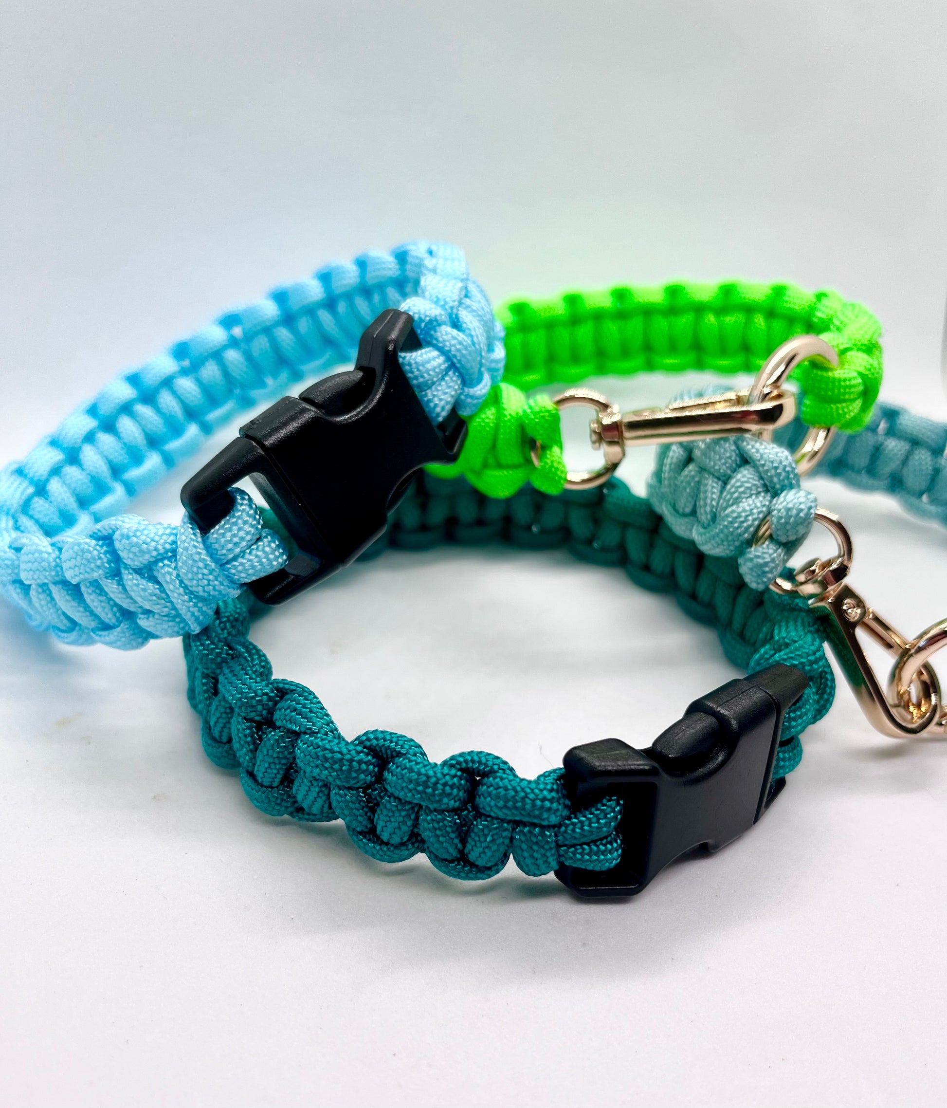 JOOLS LONDON colourful paracord puppy collar with black clasp hardware