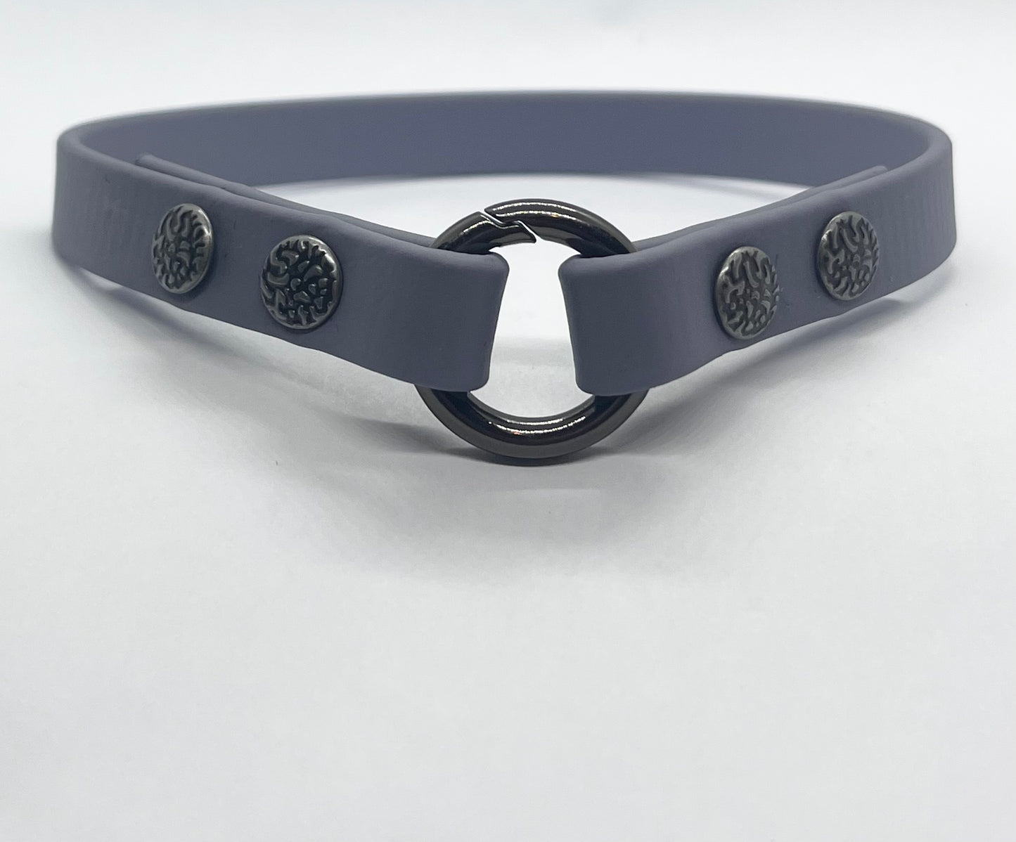 ‘Say Less’ plain BioThane® collar textured stud rivets