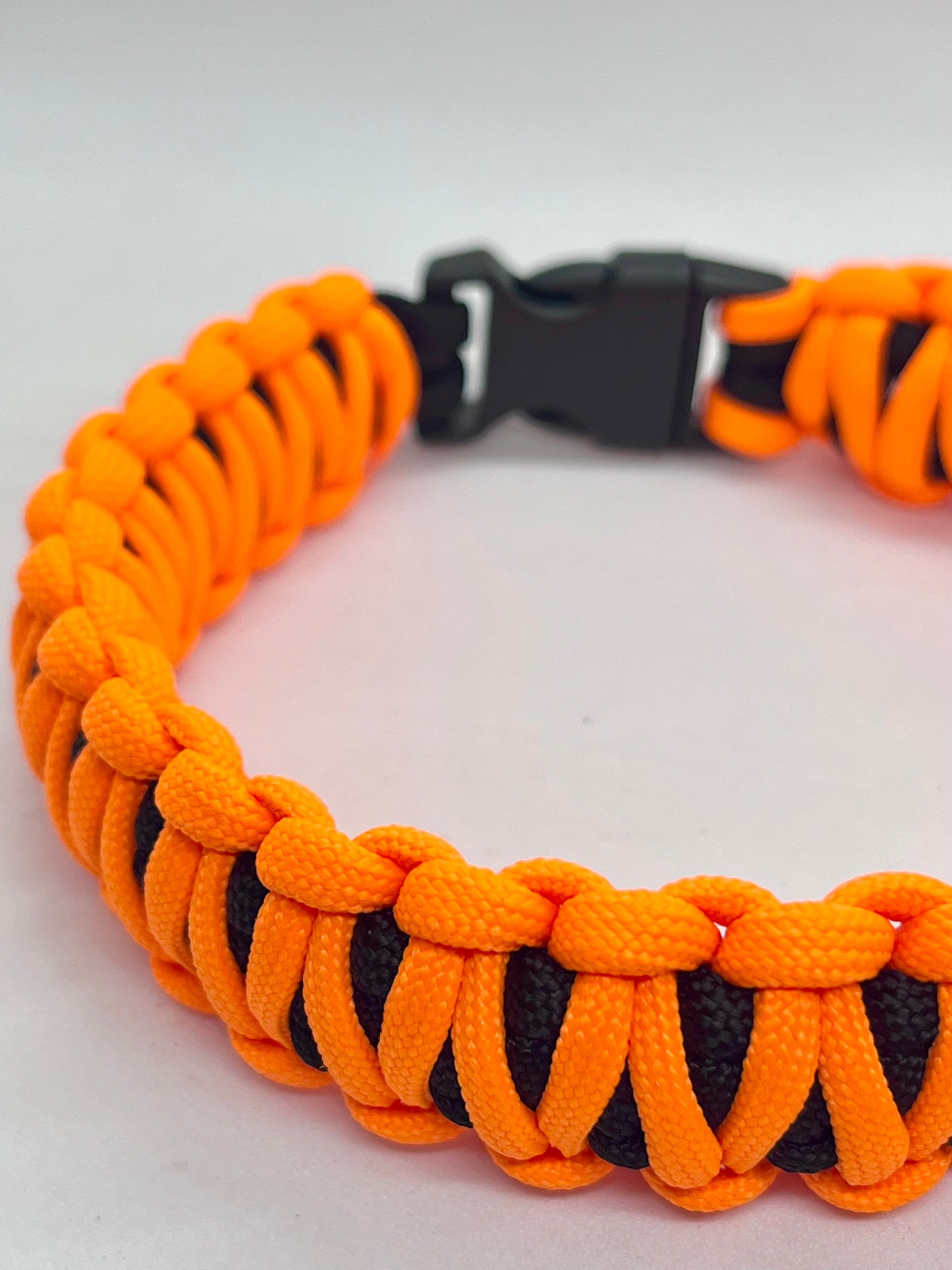 Paracord 'King Cobra' Standard Fit Dog Collar - Various Colour Combination Choices
