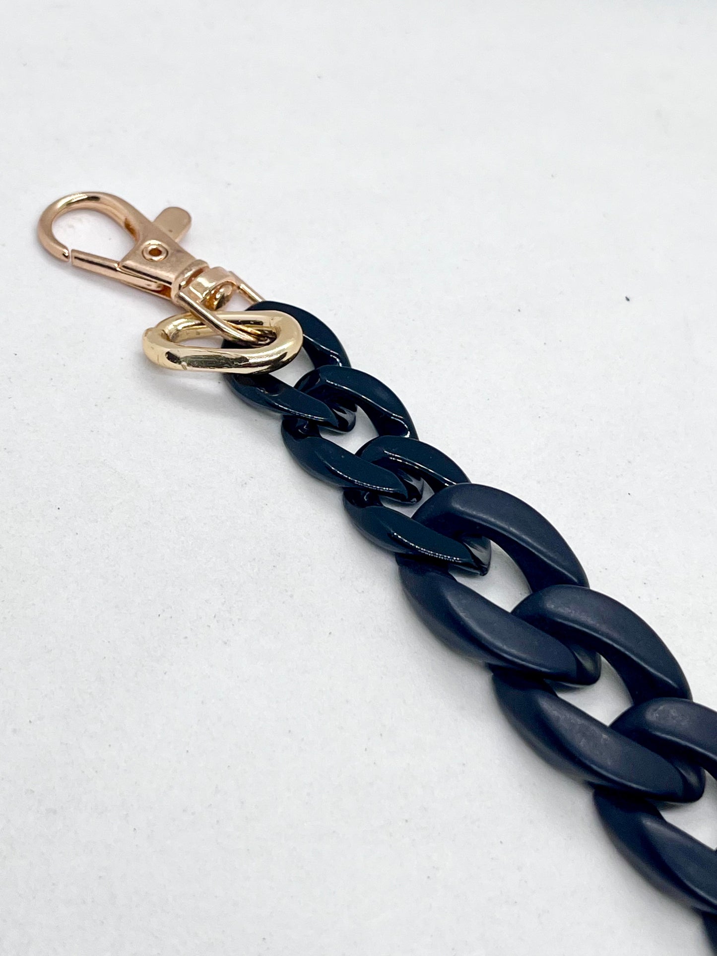 Duo Chain' Matte & Gloss Black dog collar detail view | JOOLS LONDON