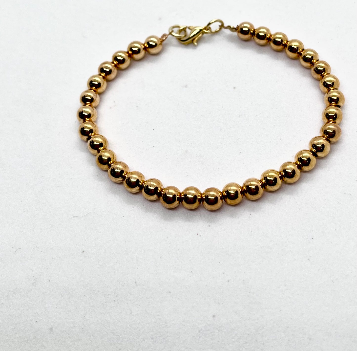 Gold Plated Bead Ball Bracelet - Heart Centre Charm Bracelet