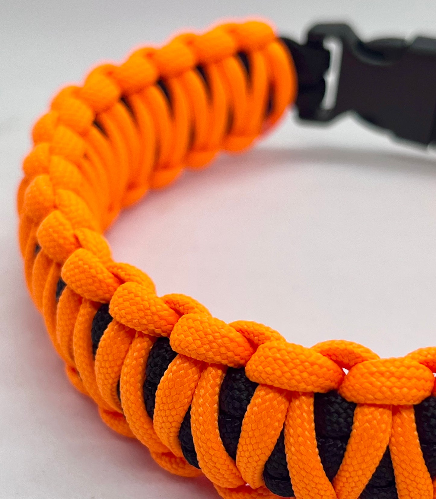 Paracord 'King Cobra' Standard Fit Dog Collar - Various Colour Combination Choices