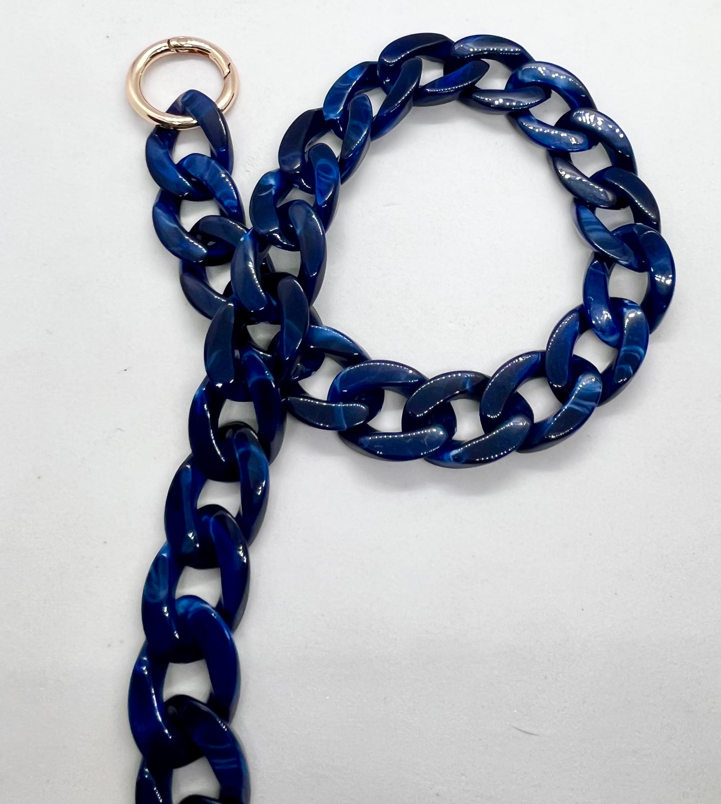 'Colour Chain' Dark Blue Marble dog collar coiled | JOOLS LONDON