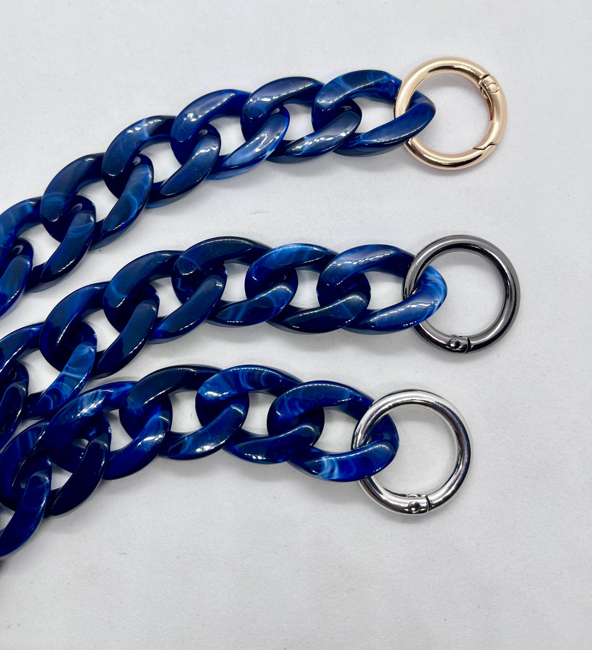 Colour Chain' Dark Blue Marble Medium Link Dog Collar 20mm | JOOLS LONDON