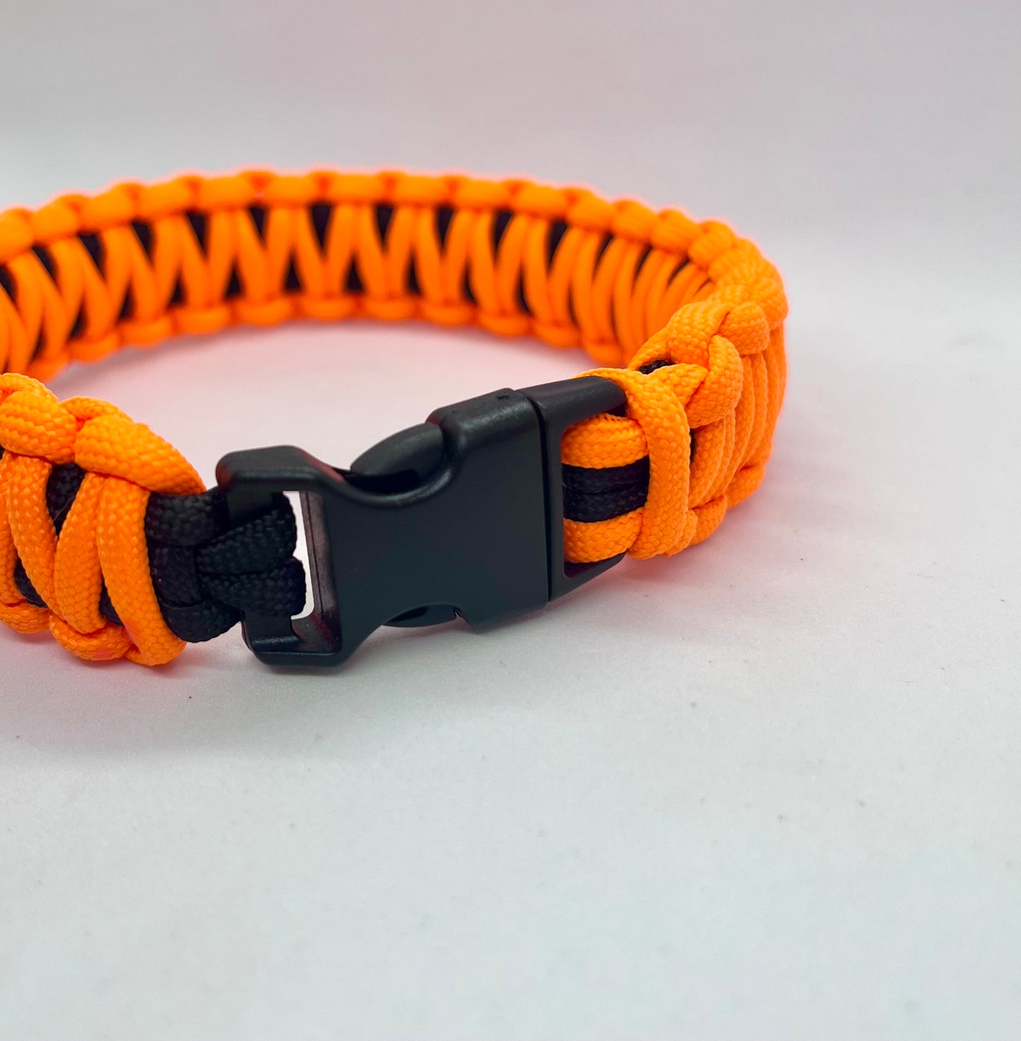 Paracord 'King Cobra' Standard Fit Dog Collar - Various Colour Combination Choices