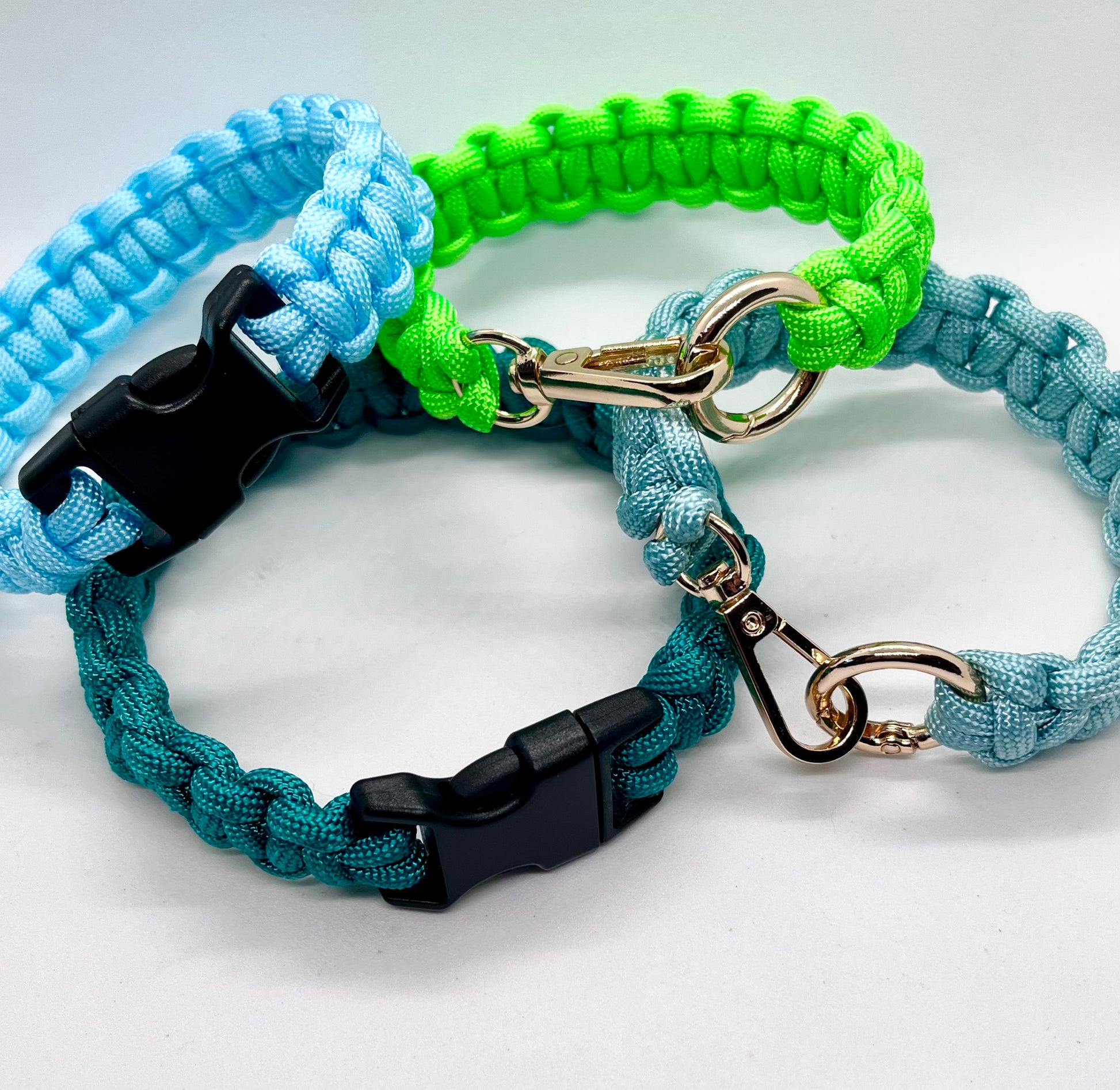 JOOLS LONDON lightweight paracord collar for small dogs — water-resistant, washable and play-proof