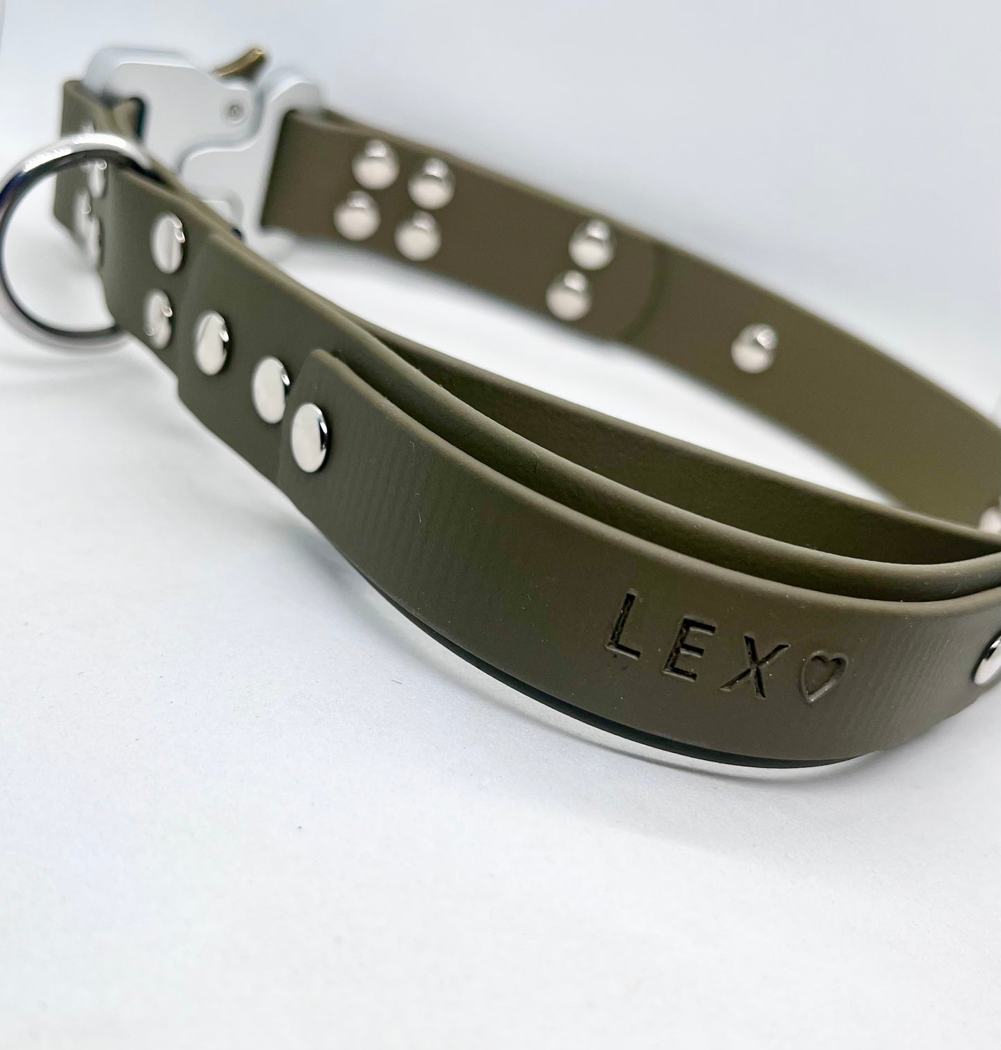 "No Nonsense" Tactical BioThane® Dog Collar in Army Green 25mm Safety Lock Steel Buckle