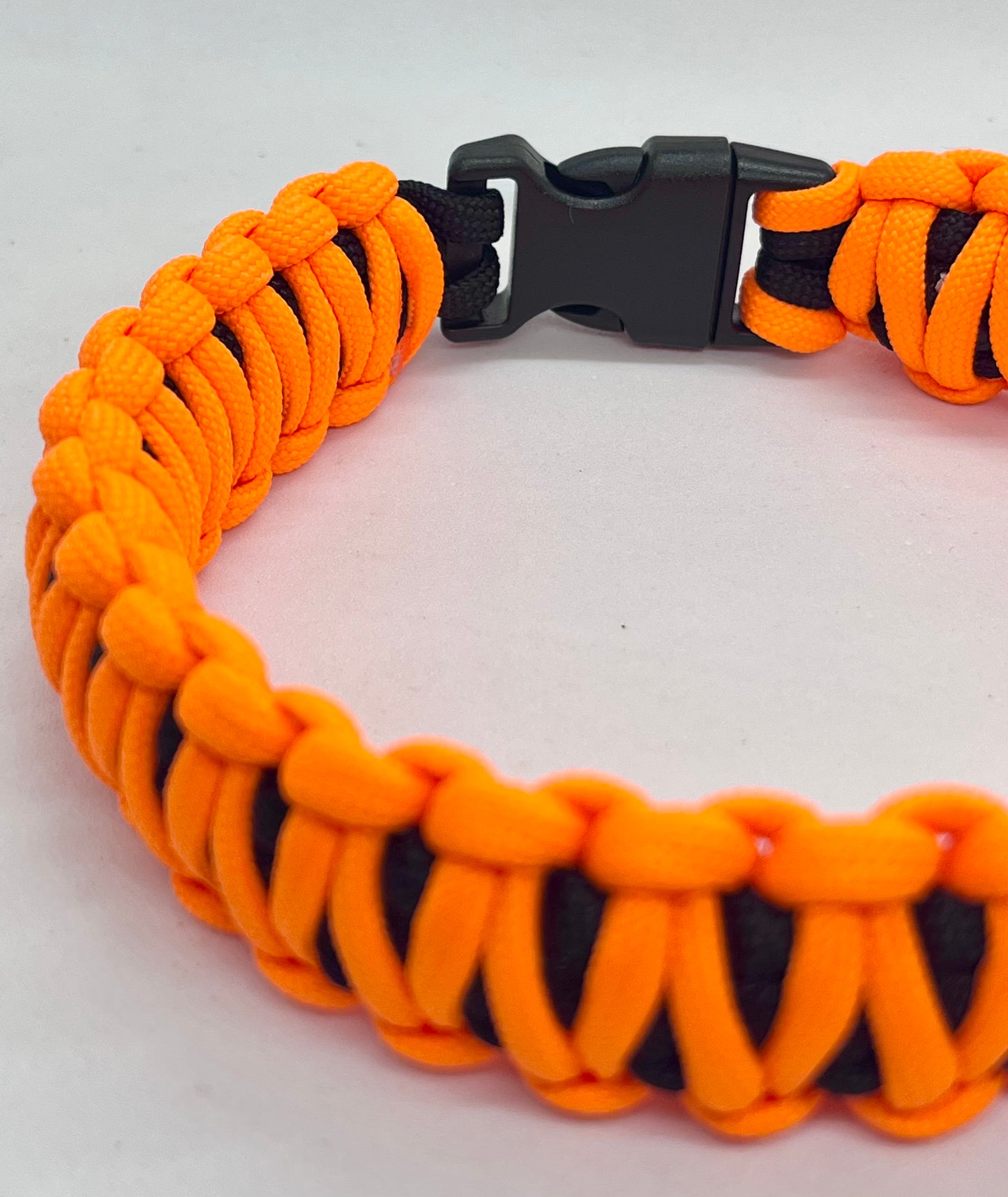 Paracord 'King Cobra' Standard Fit Dog Collar - Various Colour Combination Choices